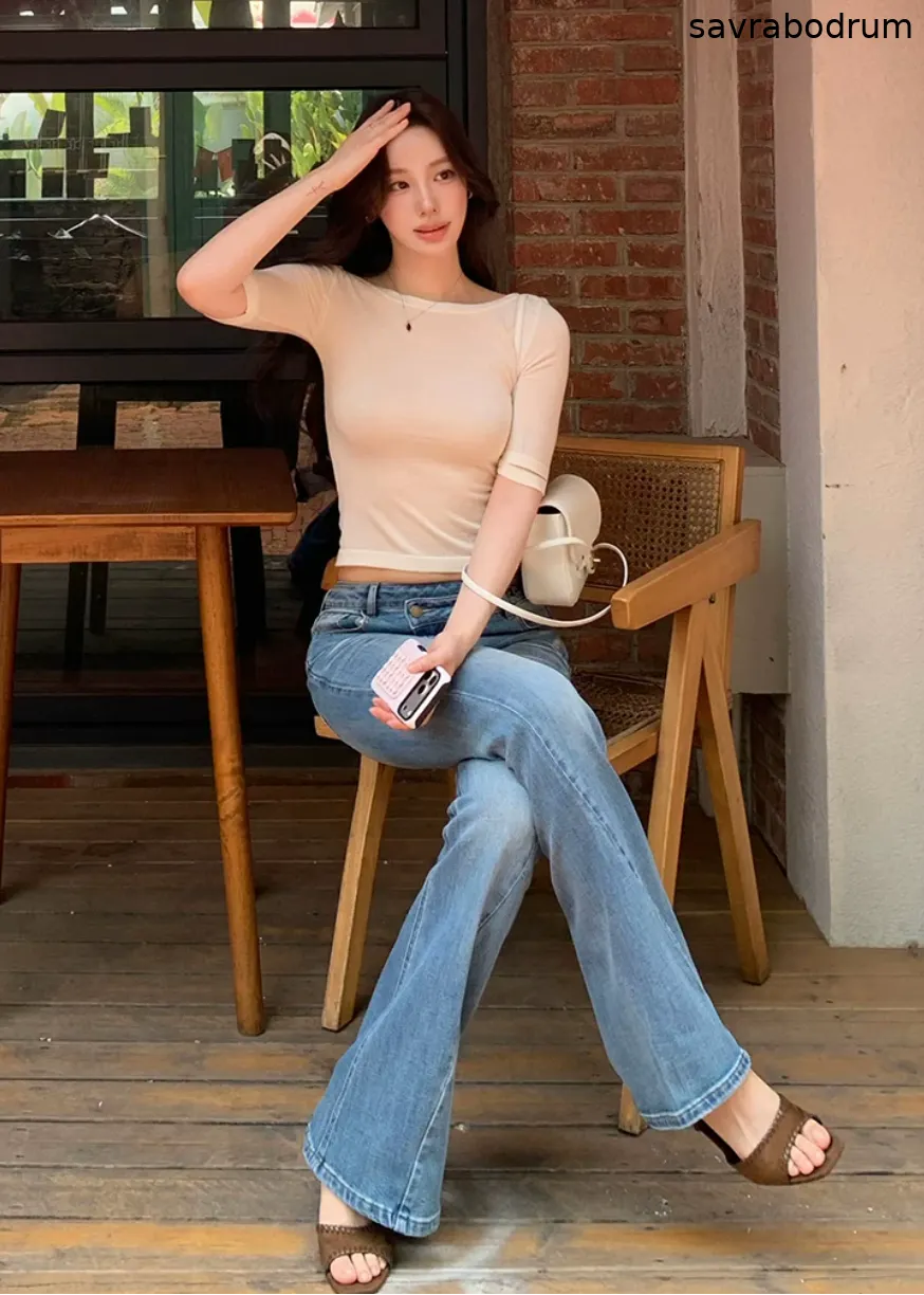 Minimal Off-Shoulder Knit Top